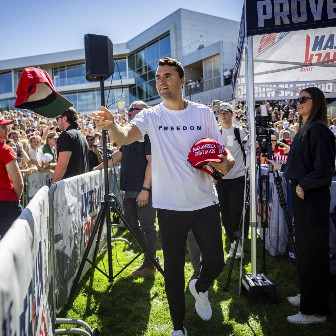 Kad se društvo smije smrti